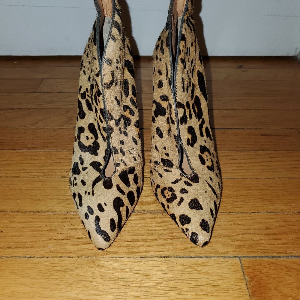 Steve Madden Leopard print booties